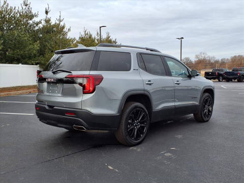 2023 GMC Acadia SLE