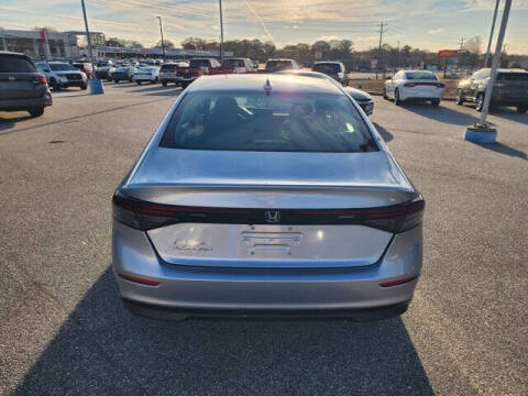 2025 Honda Accord LX