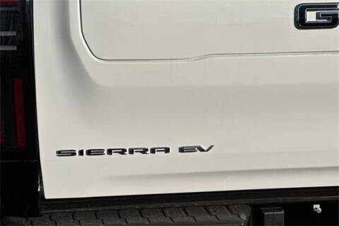 2025 GMC Sierra EV Denali