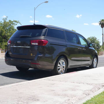 2017 Kia Sedona LX