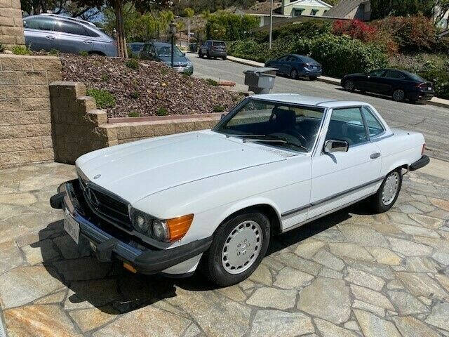 1987 Mercedes-Benz 560-Class 560 SL