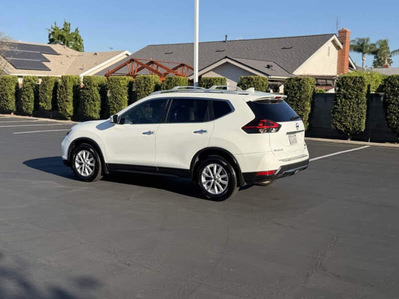 2020 Nissan Rogue S