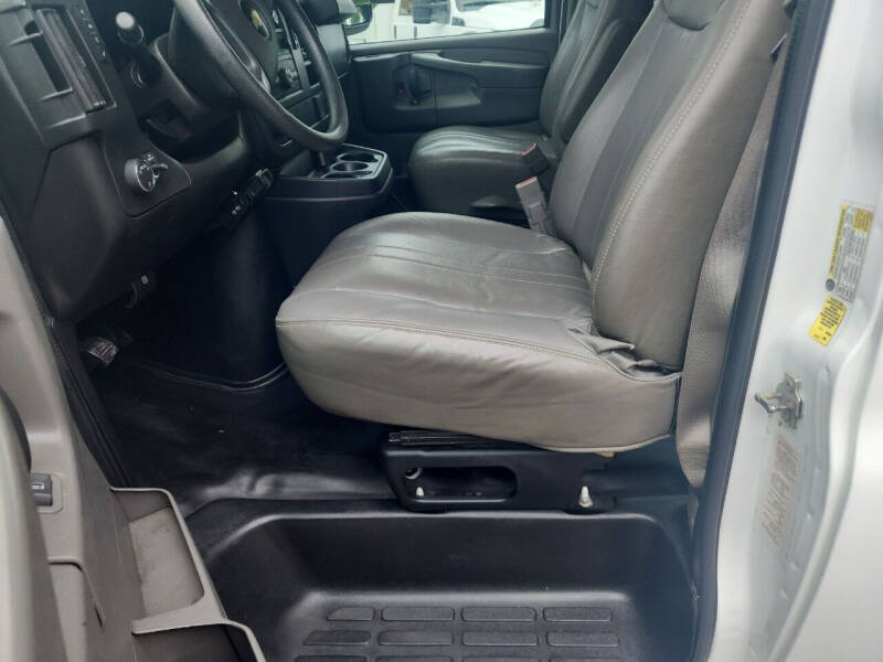 2015 Chevrolet Express 2500