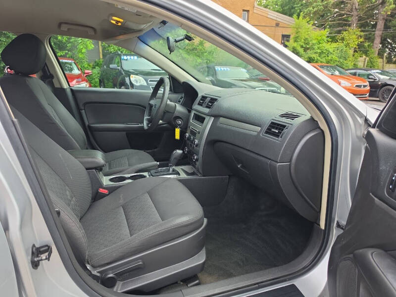 2012 Ford Fusion SE