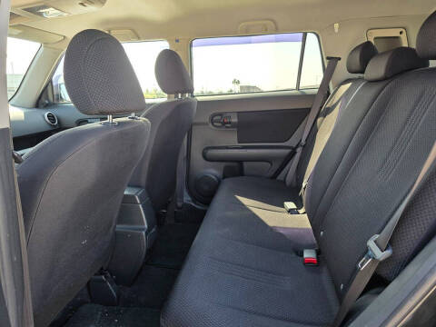 2009 Scion xB