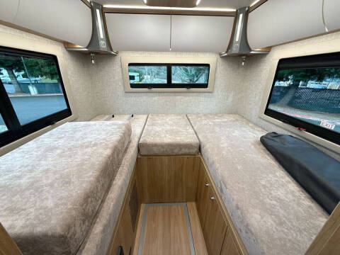 2025 Mercedes-Benz Sprinter