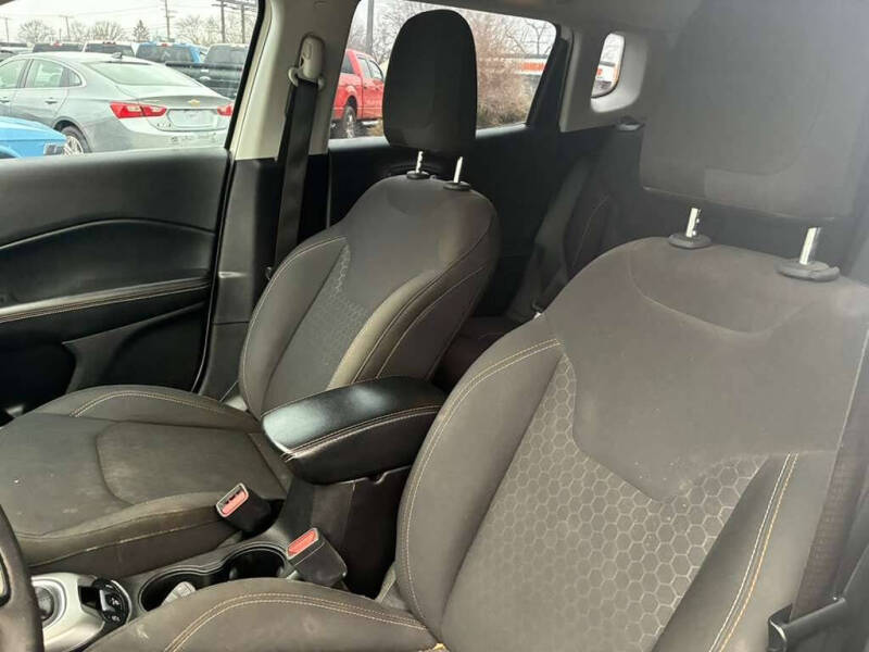 2019 Jeep Compass Sport