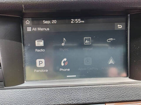 2017 Kia Cadenza Premium