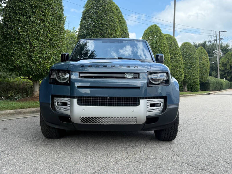 2020 Land Rover Defender 110 SE