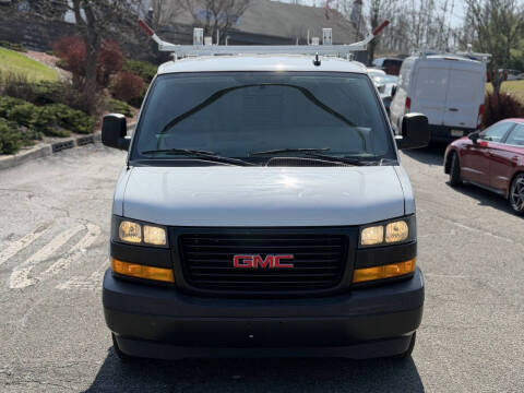 2019 GMC Savana 2500