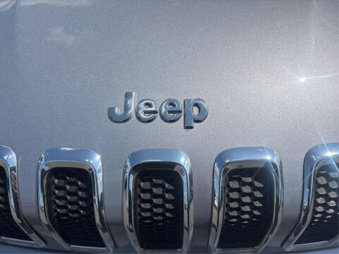 2018 Jeep Cherokee Latitude Plus