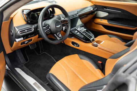 2025 Aston Martin Vantage