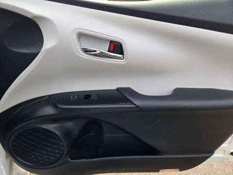 2019 Toyota Prius LE AWD-e