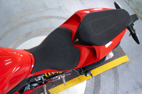 2026 Ducati Panigale V2