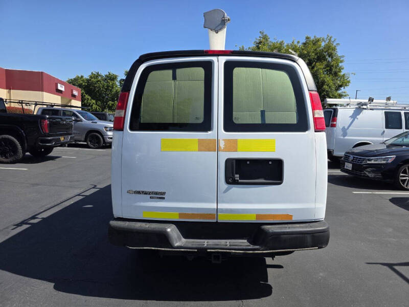 2013 Chevrolet Express 2500