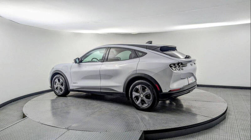 2023 Ford Mustang Mach-E Select