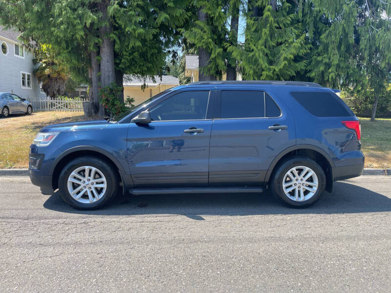 2017 Ford Explorer