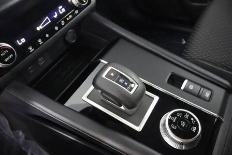 2024 Mitsubishi Outlander ES