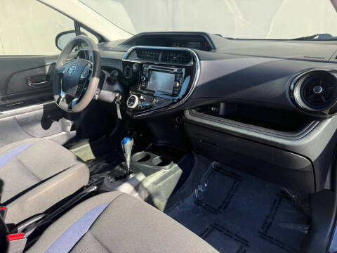 2018 Toyota Prius c