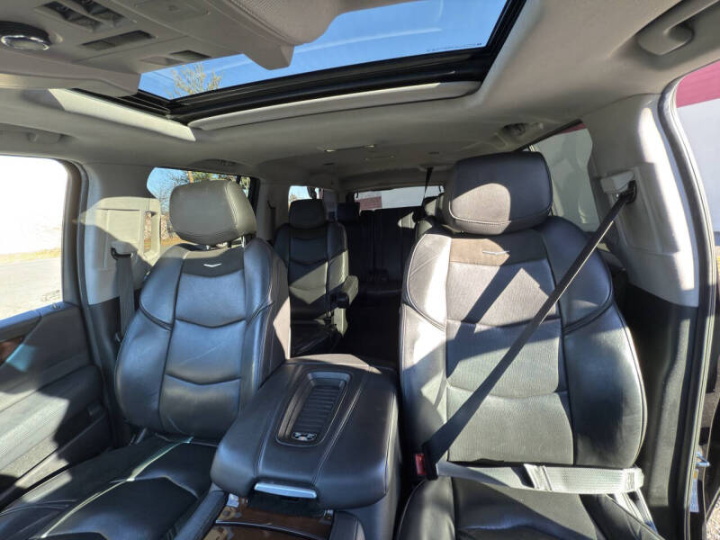 2019 Cadillac Escalade ESV Luxury