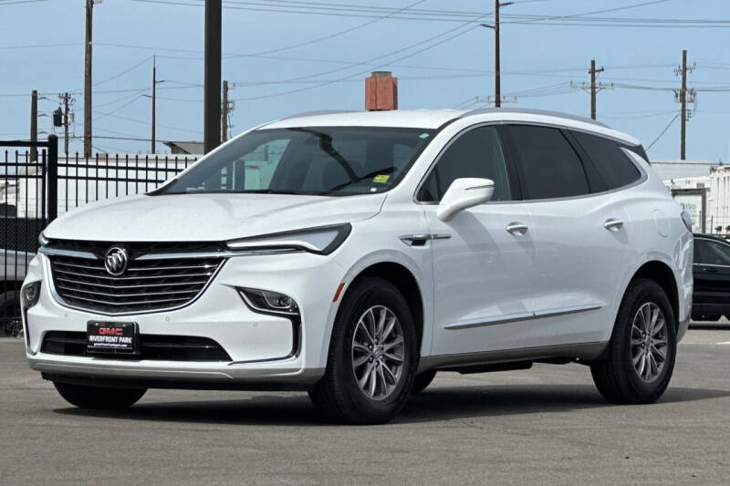 2024 Buick Enclave Essence