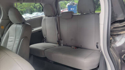 2011 Toyota Sienna XLE 8-Passenger