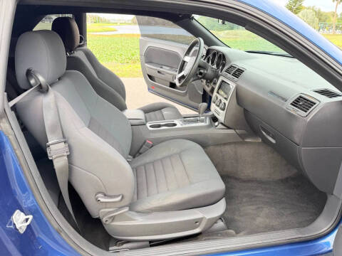 2010 Dodge Challenger SE