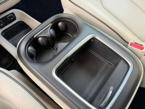 2018 Chrysler Pacifica Hybrid Limited