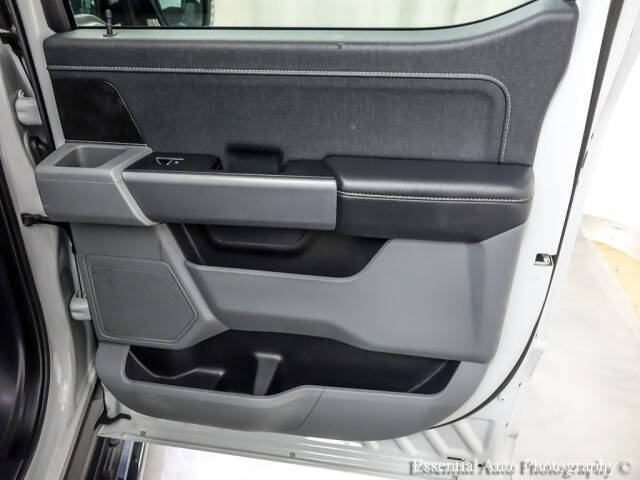 2023 Ford F-150 Lightning XLT