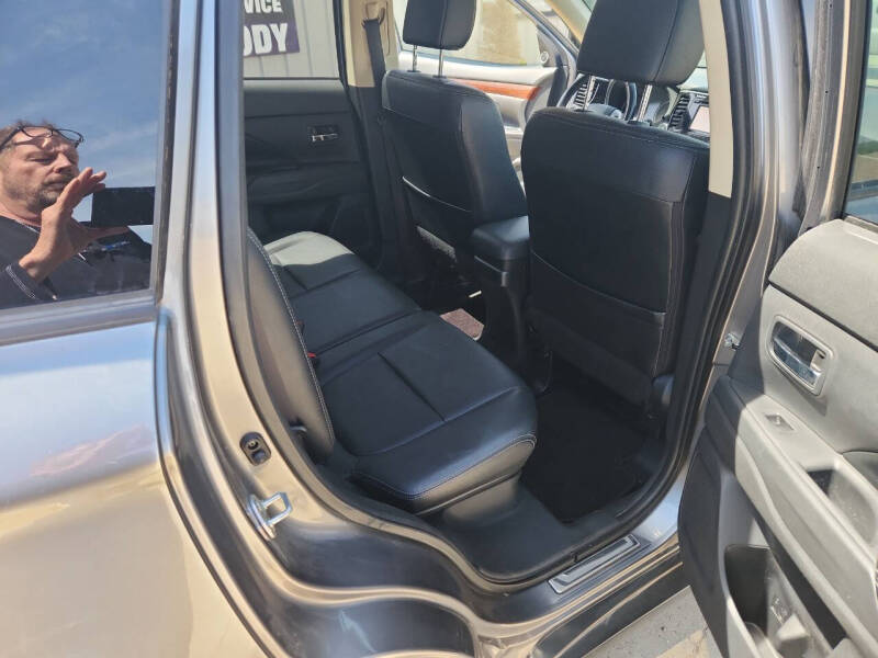 2014 Mitsubishi Outlander SE