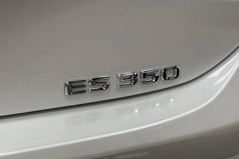 2025 Lexus ES 350