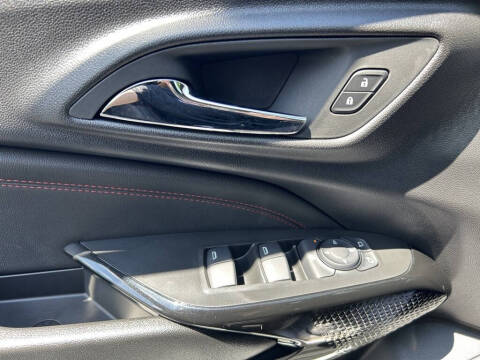 2025 Chevrolet Trax RS