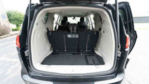 2019 Chrysler Pacifica Touring L