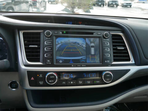 2019 Toyota Highlander Limited Platinum