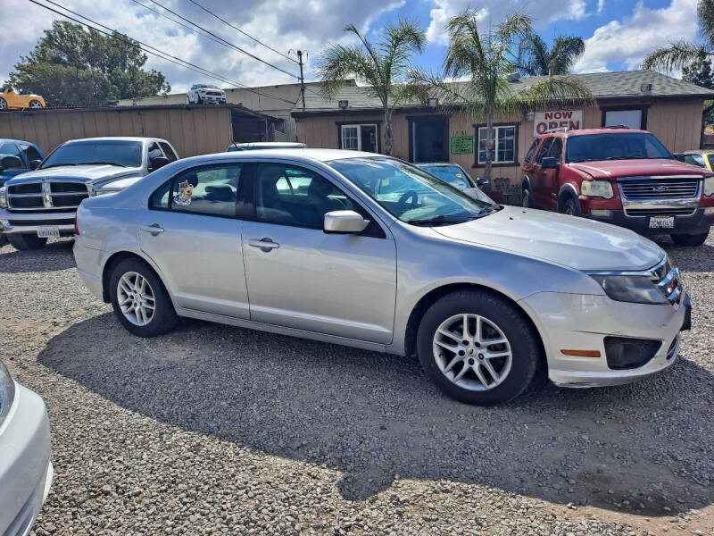 2012 Ford Fusion S photo 5