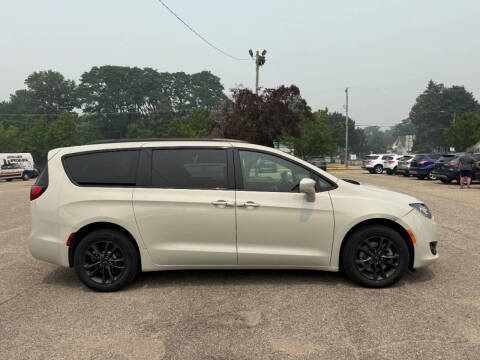 2020 Chrysler Pacifica Launch Edition