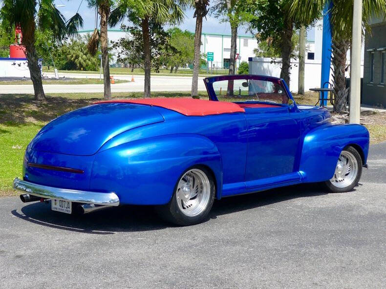 1948 Ford Super Deluxe