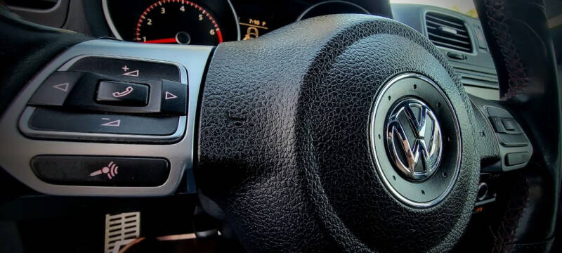 2012 Volkswagen GTI Base PZEV