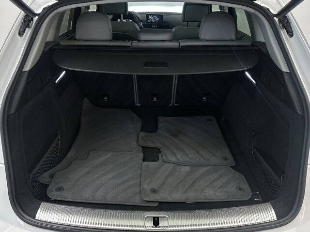 2019 Audi Q5 quattro Prestige 45 TFSI