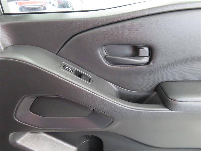 2023 Nissan Frontier S