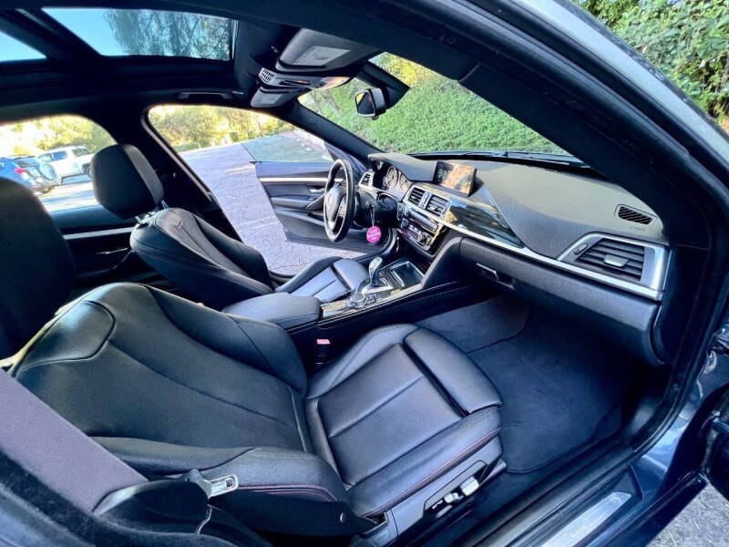 2017 BMW 3 Series 330i xDrive Gran Turismo