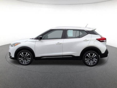 2019 Nissan Kicks SR