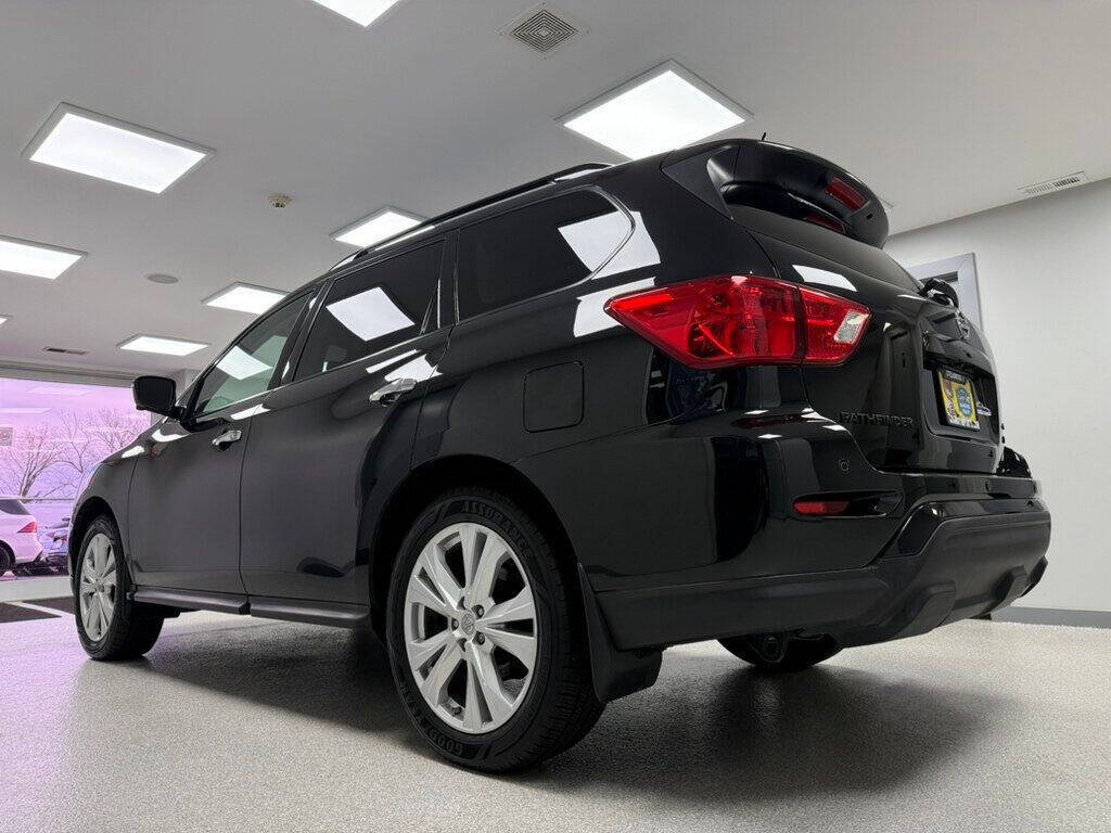 2018 Nissan Pathfinder for sale at Conway Imports in   Streamwood, IL