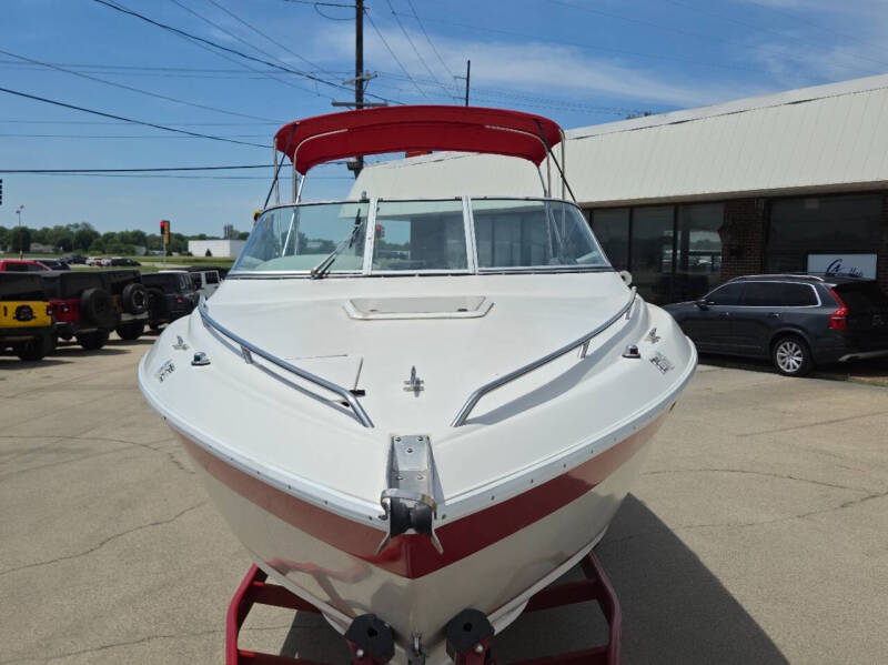 1992 Regal Ventura 8.3