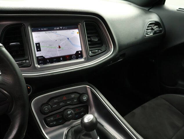 2018 Dodge Challenger 392 HEMI Scat Pack Shaker