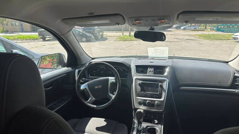2014 GMC Acadia SLE-2