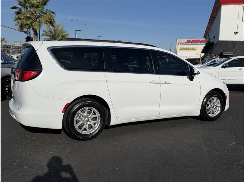 2021 Chrysler Voyager LXi