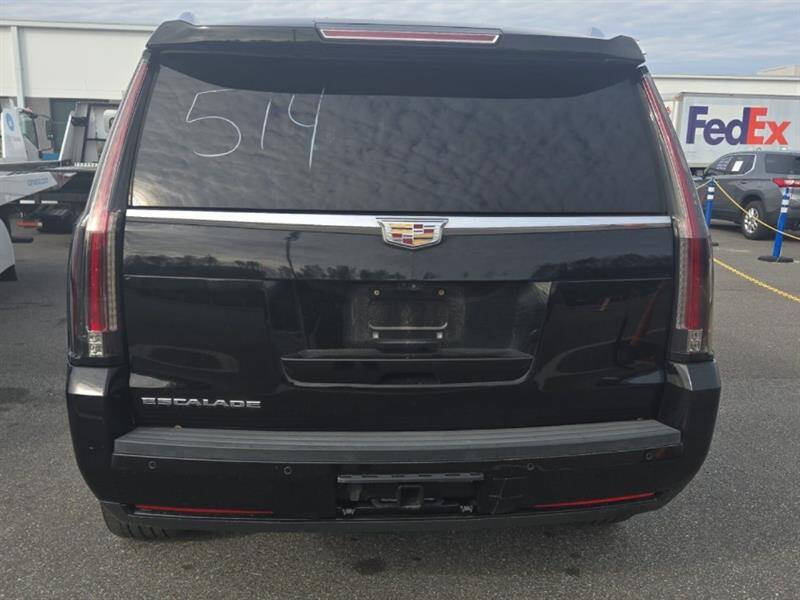 2018 Cadillac Escalade Platinum