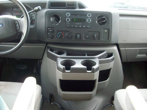 2013 Ford E-Series E-350 SD XL