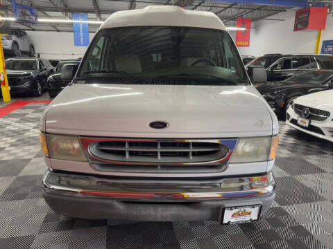 2002 Ford E-Series E-150